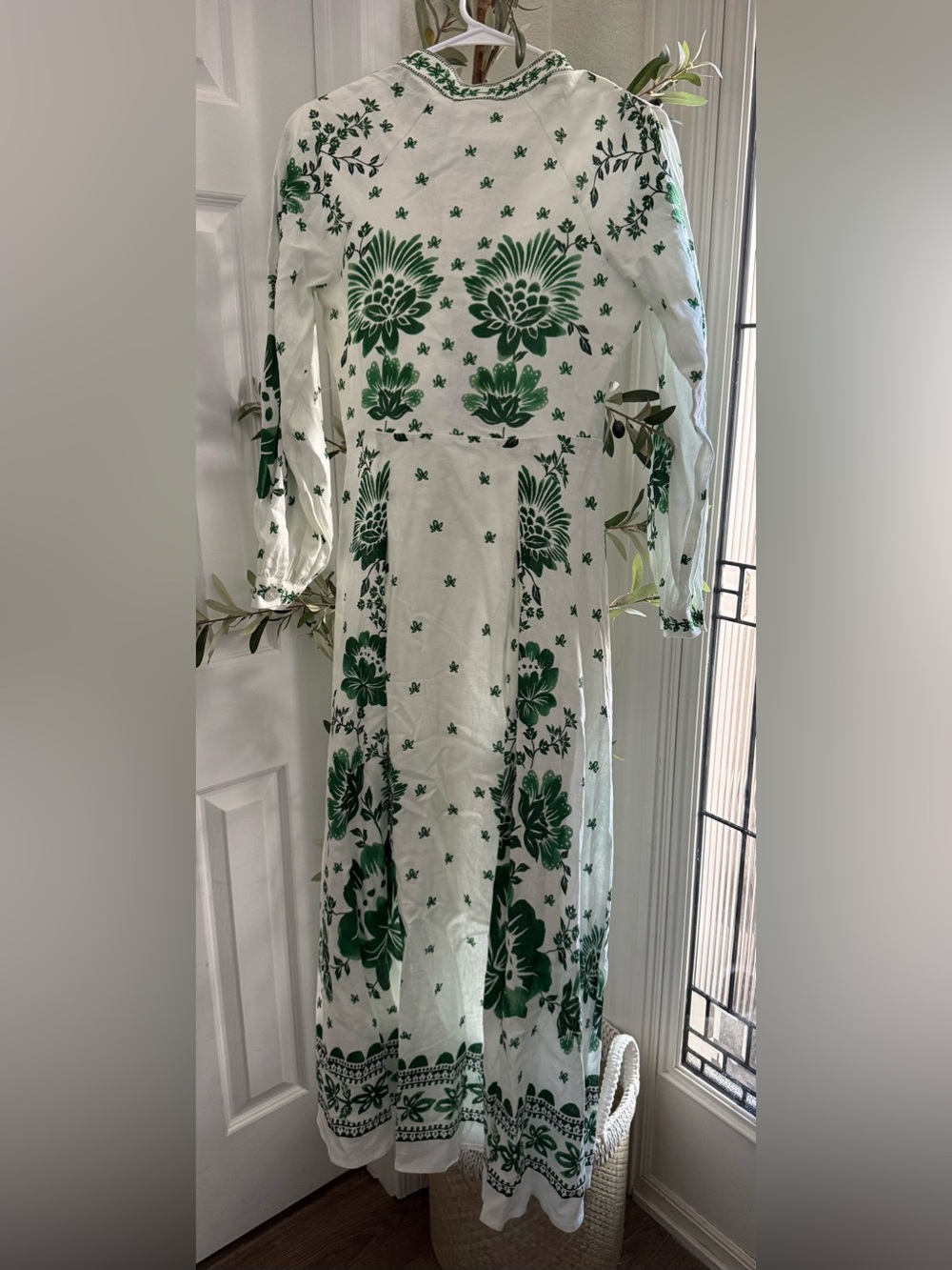 Farm Rio Forest Soul Off-White Green Floral Maxi Dress Size S - Picture 4 of 4
